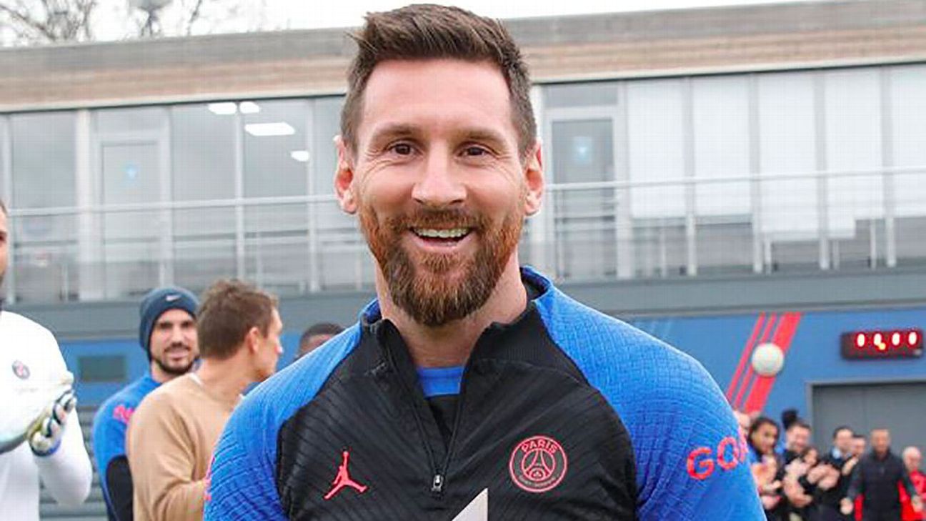 Messi returns to PSG eyeing clean sweep of every trophy he's ever competed for