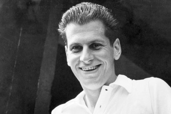 Dick Savitt, 2-time Grand Slam champ, dies at 95