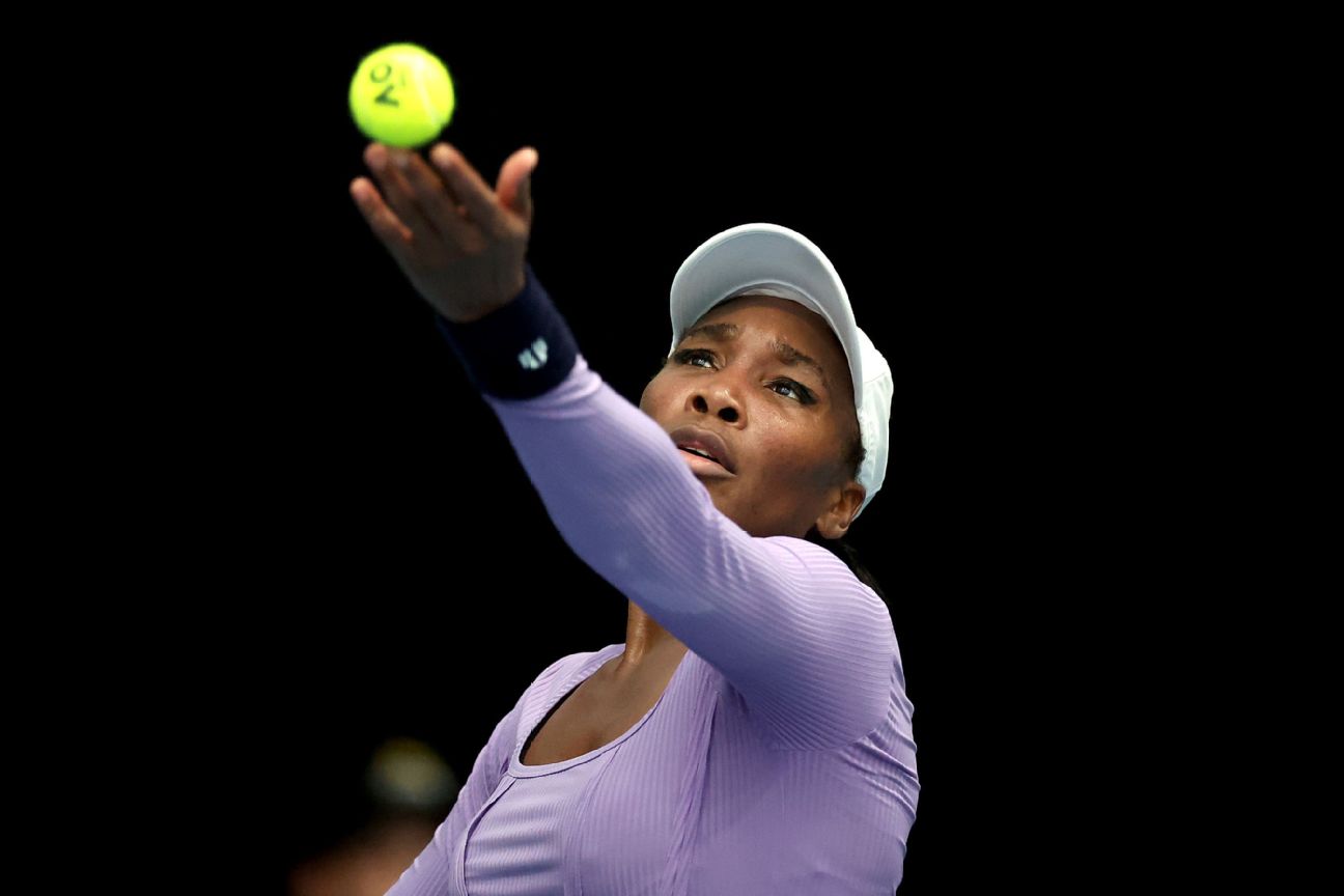 Venus loses 1st singles match in return from injury