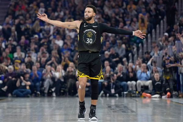 Warriors berharap Steph Curry kembali dalam perjalanan darat, kata sumber