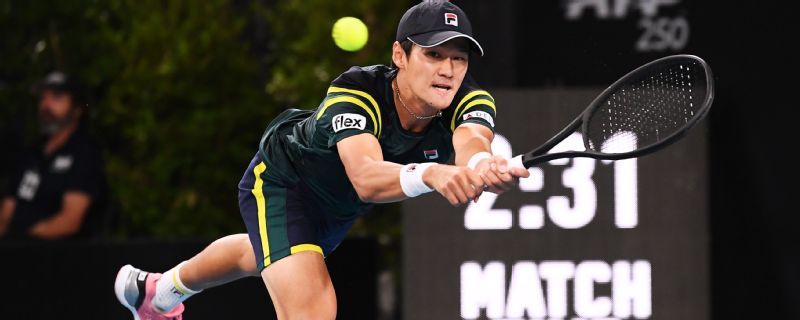 Lucky loser Kwon claims historic ATP title