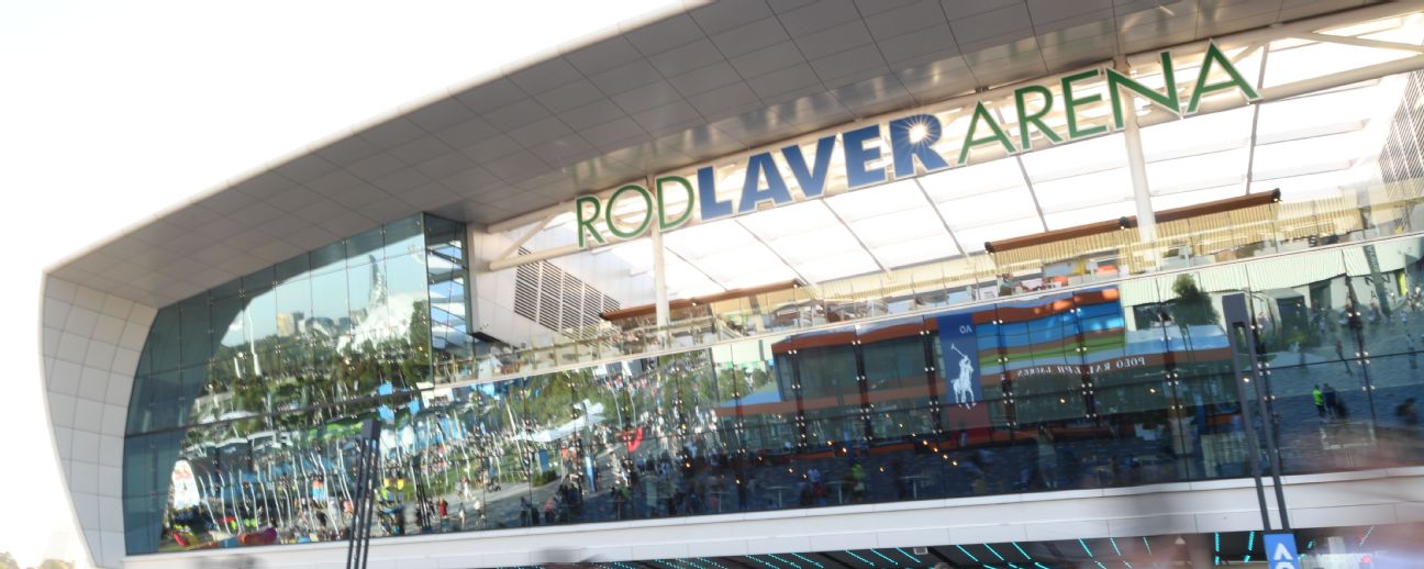 AO live blog: Fourth round action begins