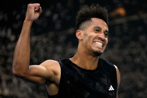 'Life is crazy': Lucky loser Mmoh continues run