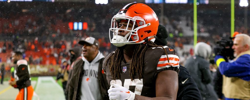 RB Kareem Hunt requests trade from Cleveland Browns, NFL News, Rankings  and Statistics