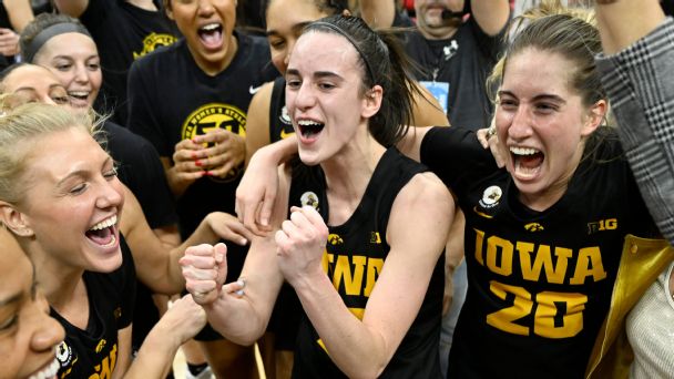 Women: Iowa strengthens No. 2 seed