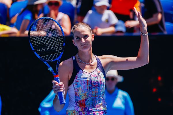 Pliskova out of Madrid Open after injuring knee