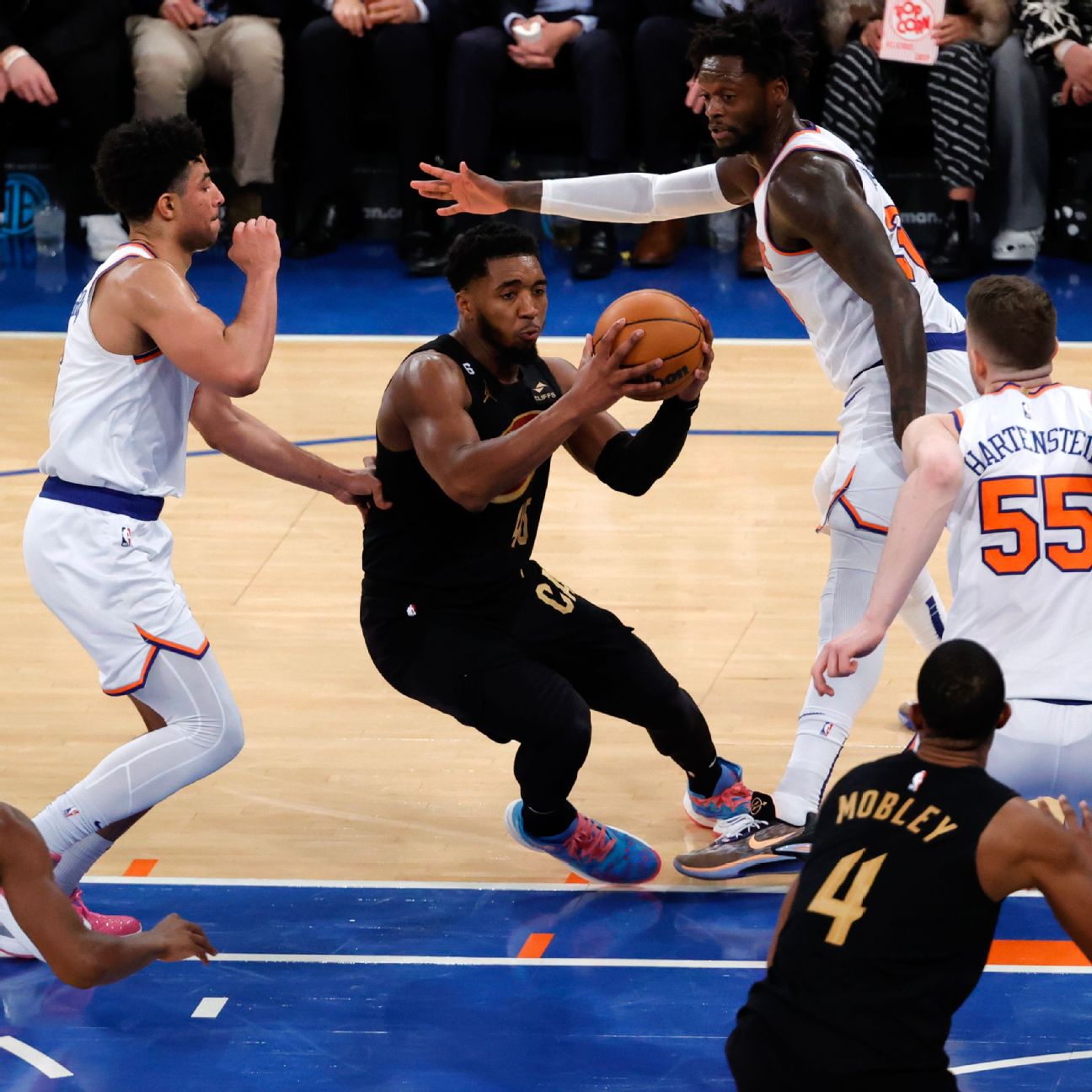 Donovan Mitchell shoulders blame for Cavaliers' Game 4 loss vs. Knicks: 'I  played like s---' 
