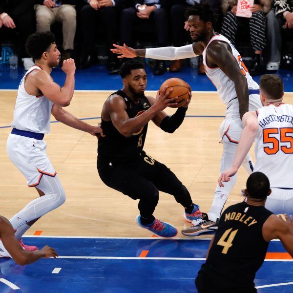 Cavaliers on brink of playoff ouster against Knicks; Donovan