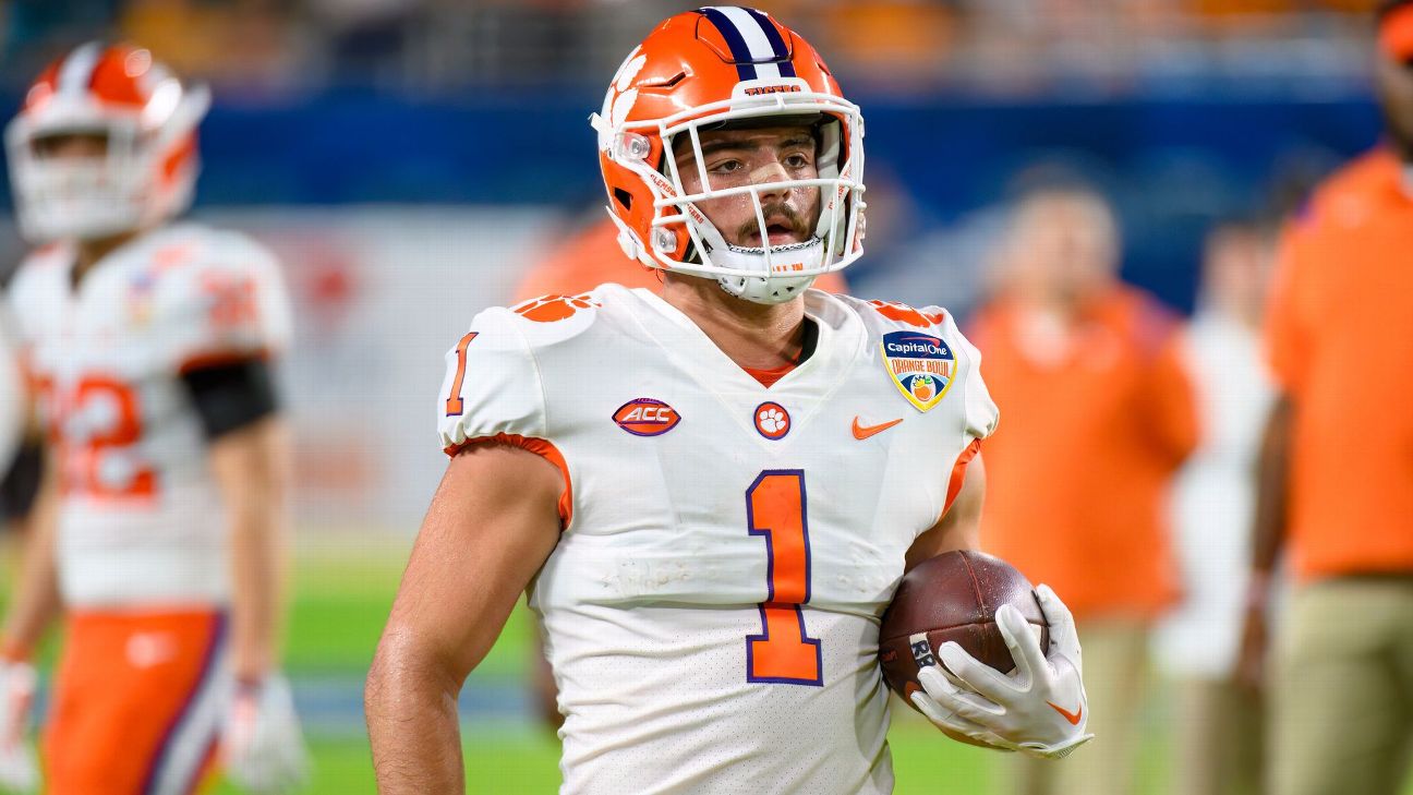 Clemson football: Star defender says he'll play in bowl game
