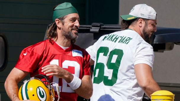 Will Aaron Rodgers play for Packers in 2023? These teammates could tip the scale