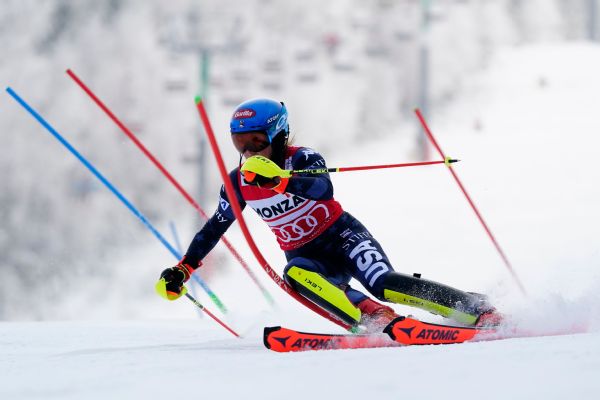 Shiffrin wins slalom, 1 away from tying Stenmark