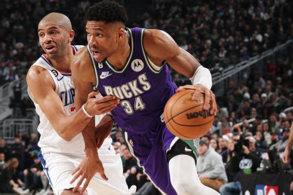 Giannis eclipses 50 for third time in 11 games