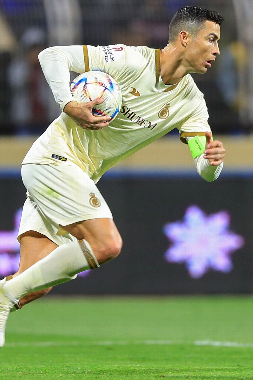 Cristiano Ronaldo SCORES STOPPAGE-TIME PENALTY for 2-2 draw against Al  Fateh