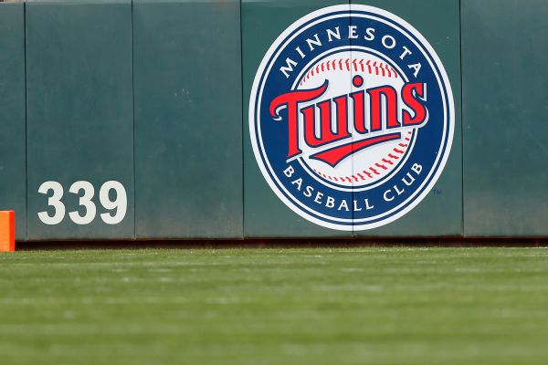 Former Twins scouting director Radcliff dies at 66
