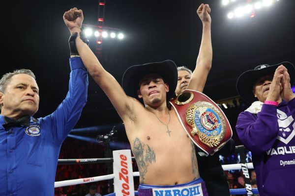 Sources: Navarrete to defend title against Valdez