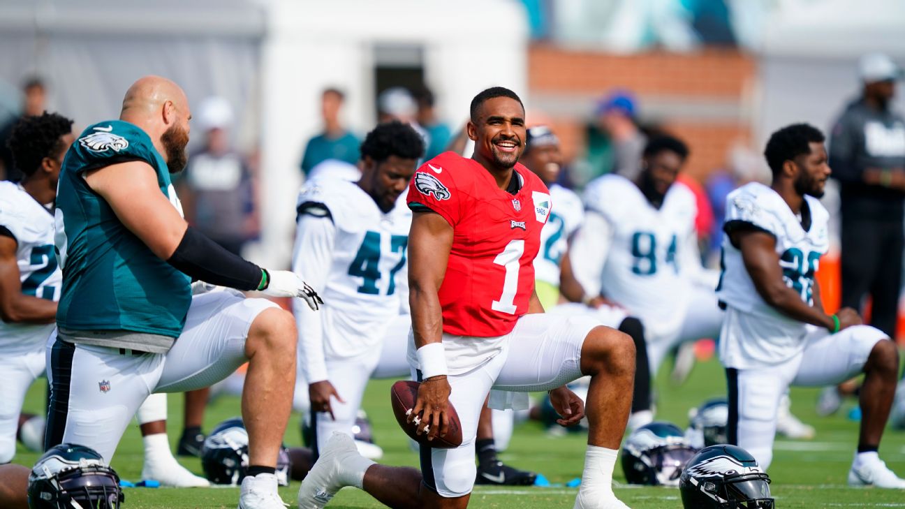 Jalen Hurts - Philadelphia Eagles Quarterback - ESPN