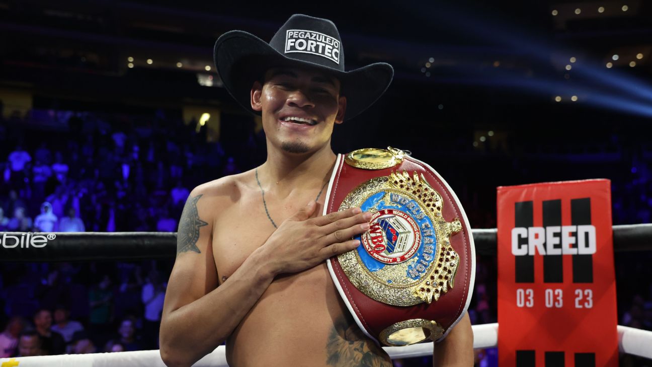 Top Rank Boxing: Navarrete vs. Suarez - The Epic Showdown