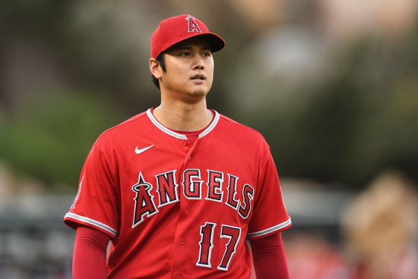 Ohtani calling own game via PitchCom vs. A’s