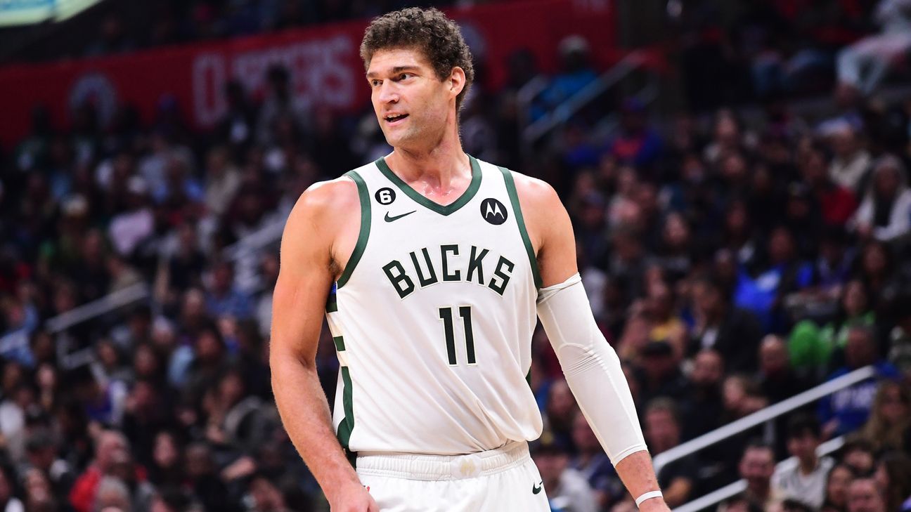 Brook Lopez and the Bucks starters filled Giannis Antetokounmpo's