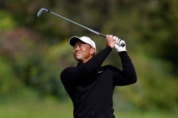 Tiger’s girlfriend asks judge for release from NDA