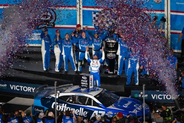 Stenhouse wins longest Daytona 500 in history