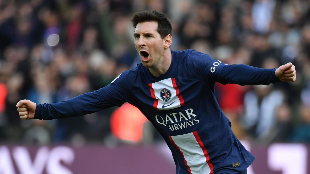 Messi models Paris Saint-Germain's new kit. Is it a sign? - ESPN