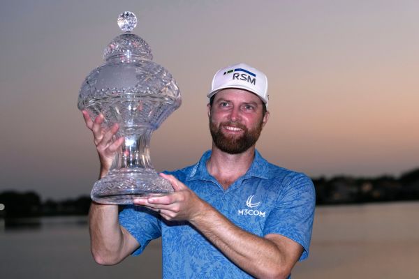 Kirk wins Honda in playoff; 1st title since 2015