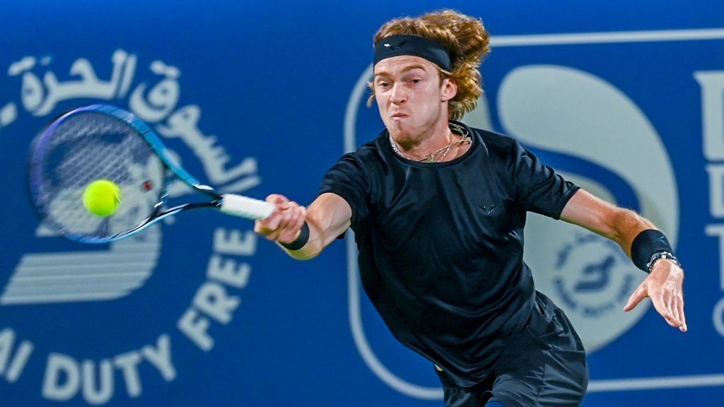 Rublev beats Zverev for 1st time, advances to Dubai final