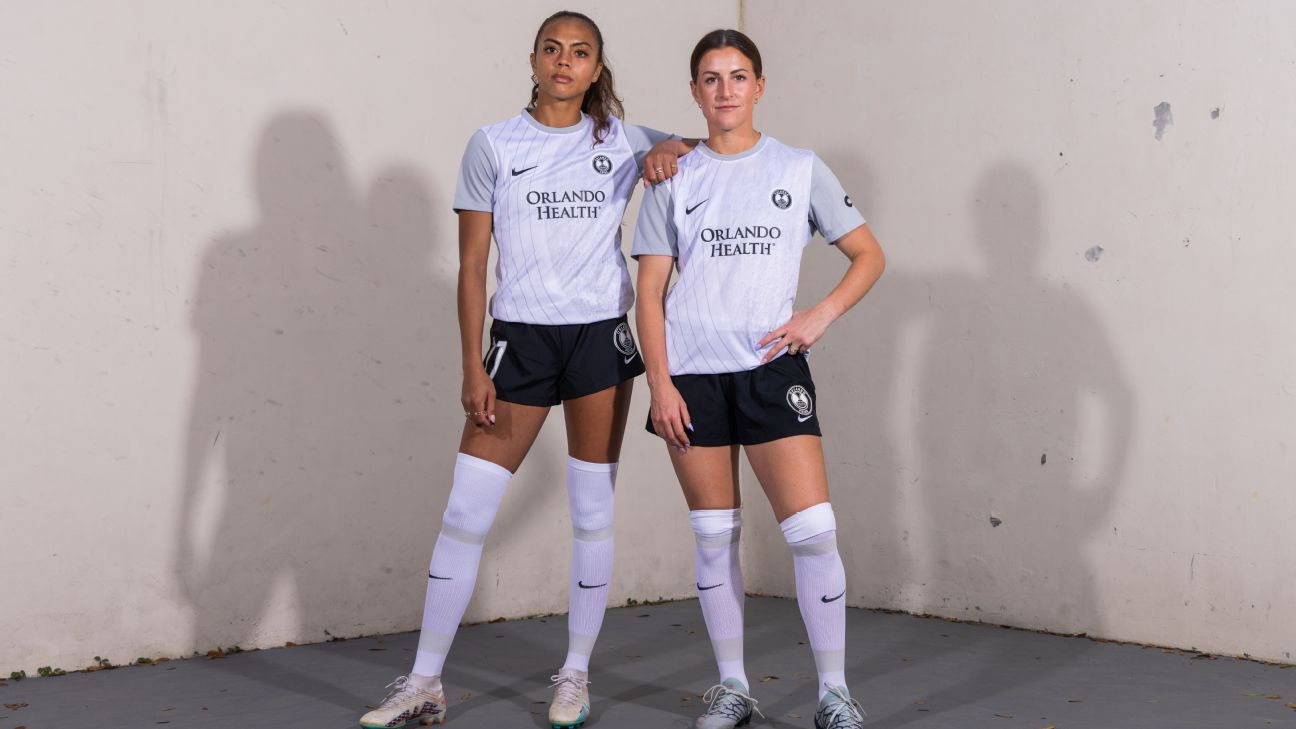 Soccer team changes uniforms to help players feel comfortable on their  periods - Good Morning America