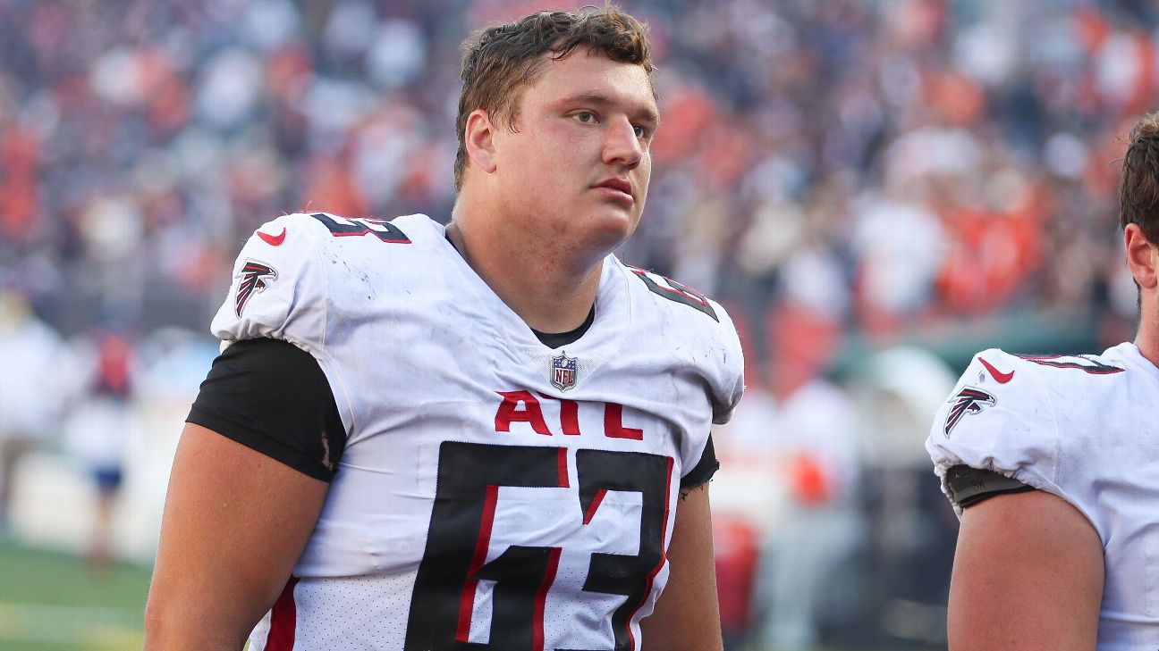 Falcons lock up Chris Lindstrom with 5-year, $105 million deal