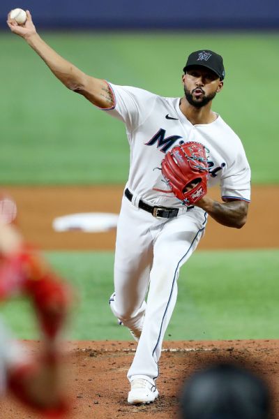 2022 Season Kickoff Auction: Pablo Lopez Game-Used Black Alternate Jersey  and Game-Used Helmet from 2021 Season - Miami Marlins