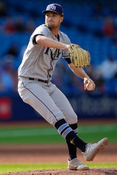 Top Baseball Gear on X: Jose Molina of the Tampa Bay Rays wearing his baby  blue and navy catchers gear  / X