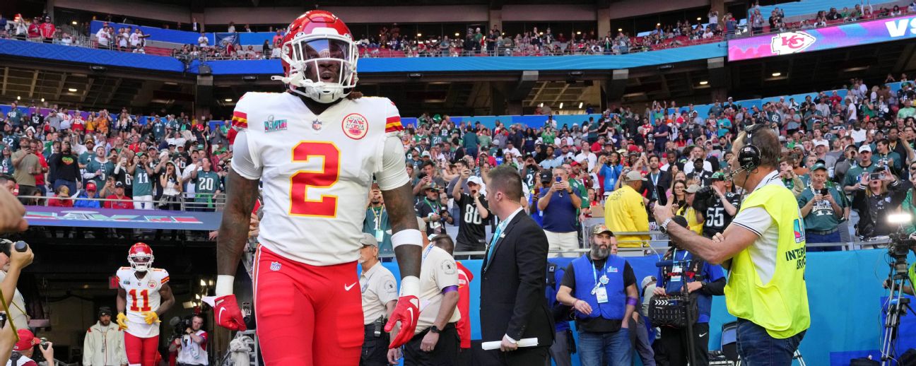 Dante Fowler Jr. #56 of the Dallas Cowboys celebrates after a play