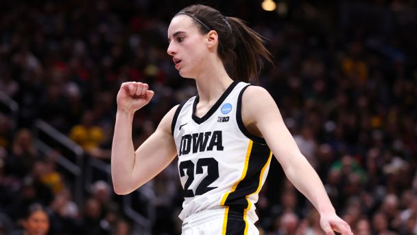 Women's Final Four predictions: Can Iowa stop South Carolina's undefeated season?