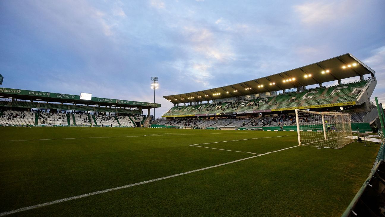 Player has cardiac arrest in Spanish league game