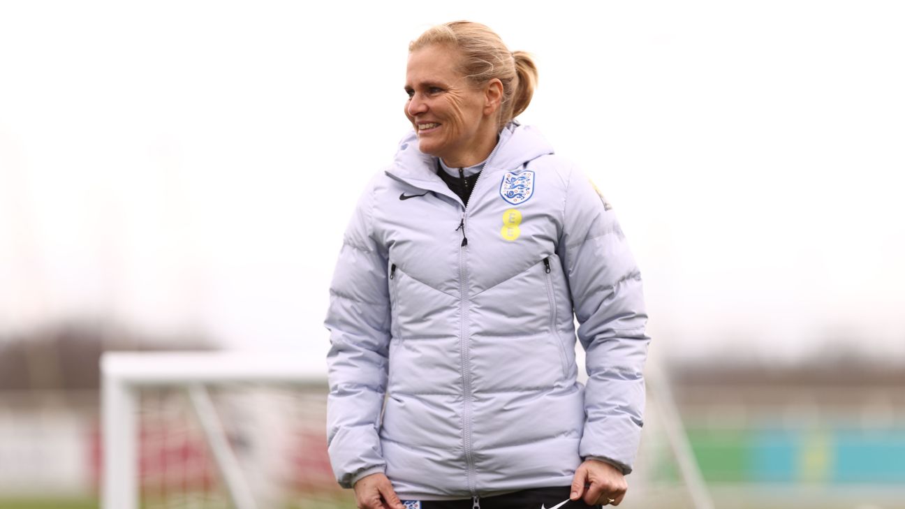 Lionesses WWC squad: England in, Mead out