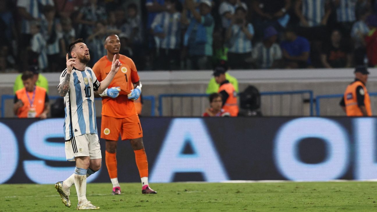 Argentina - Mexico summary: Messi and Enzo goals, score, goals, highlights  2-0