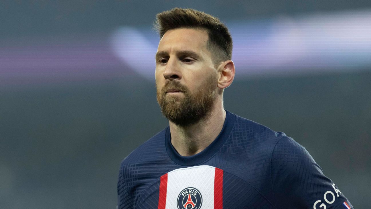 Suspended Lionel Messi apologises to PSG for missing training to visit Saudi Arabia