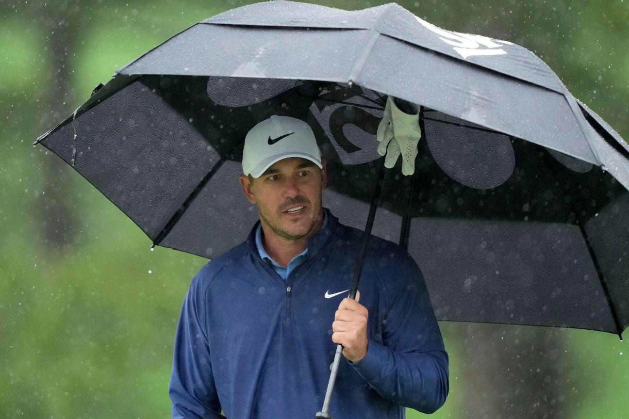 Koepka ups lead to 4 as Masters halted until Sun.