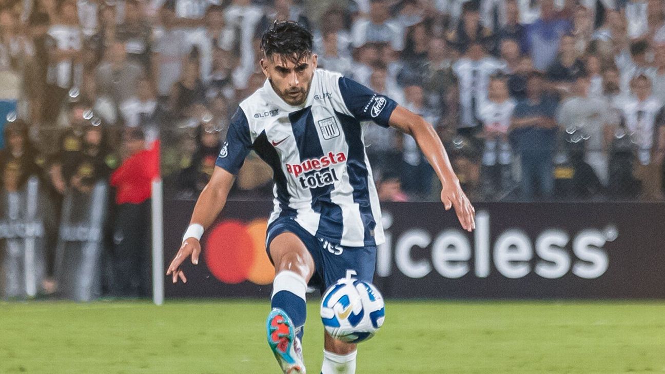 Carlos Zambrano: Quiero jugar en Alianza Lima”