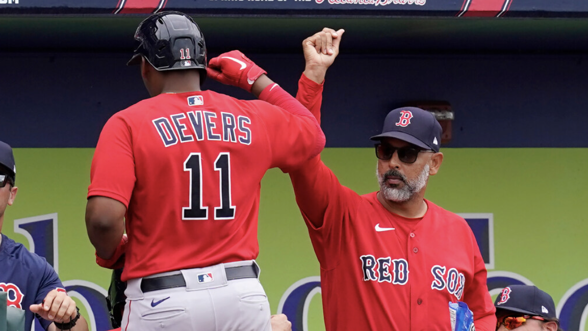 Alex Cora complacido con inicio de temporada de Rafael Devers - ESPN