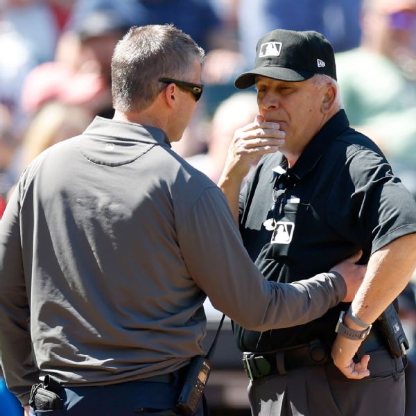 Ump Vanover out of hospital 2 days after beaning