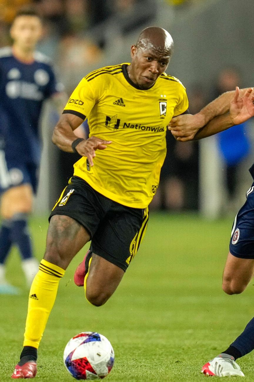 Columbus Crew 1, New England Revolution 1 - La Prensa Newspaper