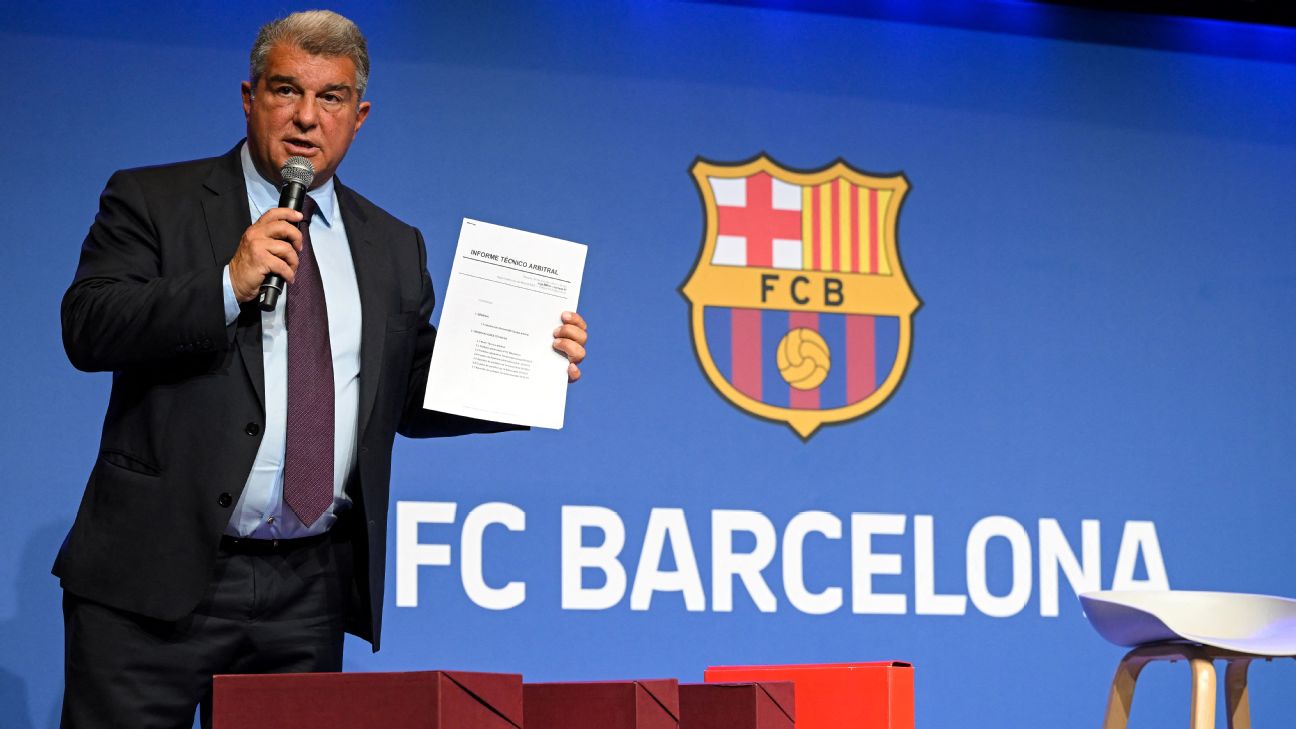 Sources: Barca, UEFA chiefs discuss ref scandal