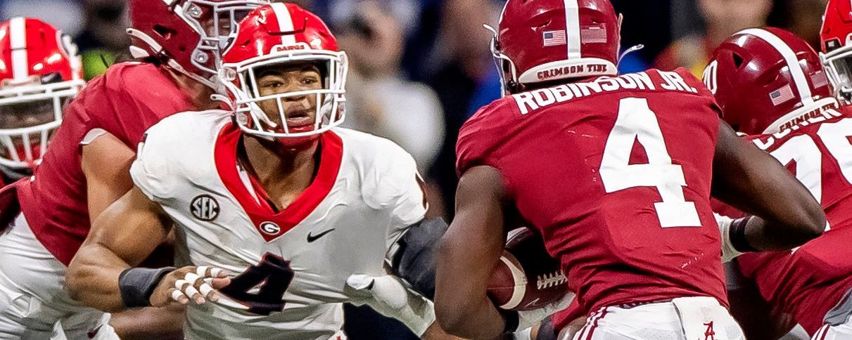 Alabama–Georgia Football Rivalry: Epic Showdowns and Fierce Battles