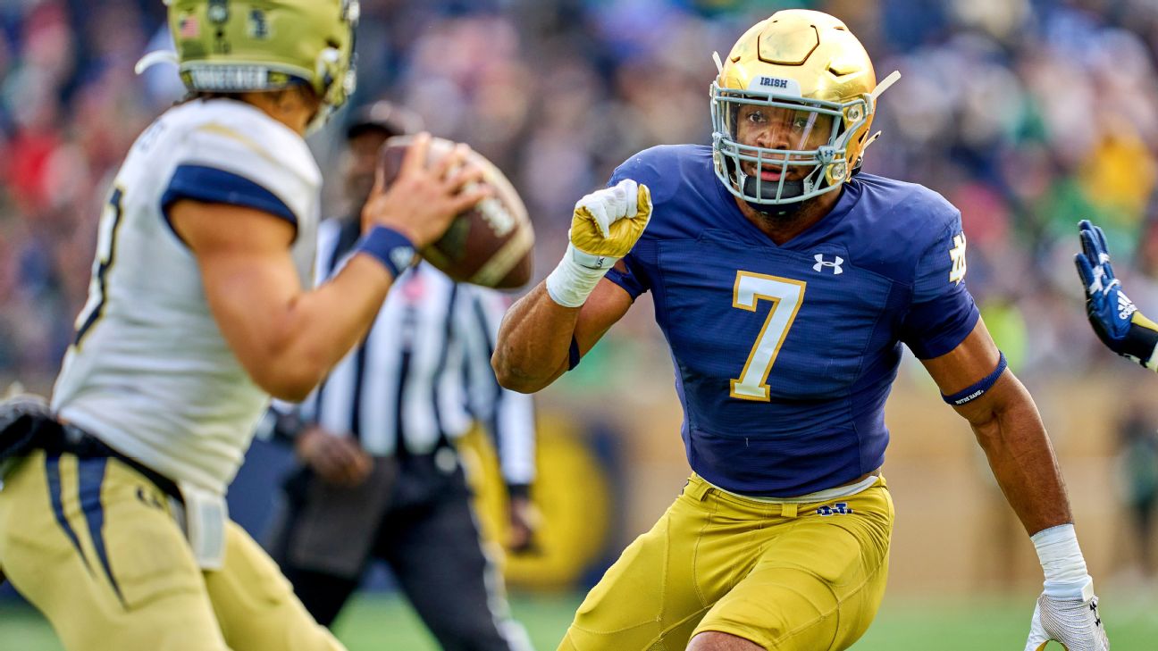 2021 NFL draft: Saints pick Notre Dame QB Ian Book, who fits a trend