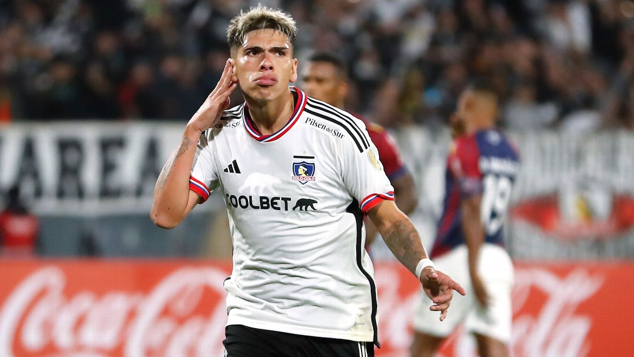 Carlos Palacios en acción