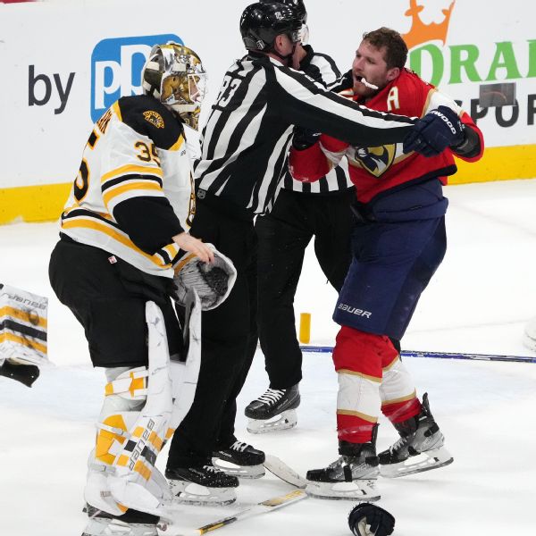 ‘He’s all in’: Bruins laud G Ullmark after near fight