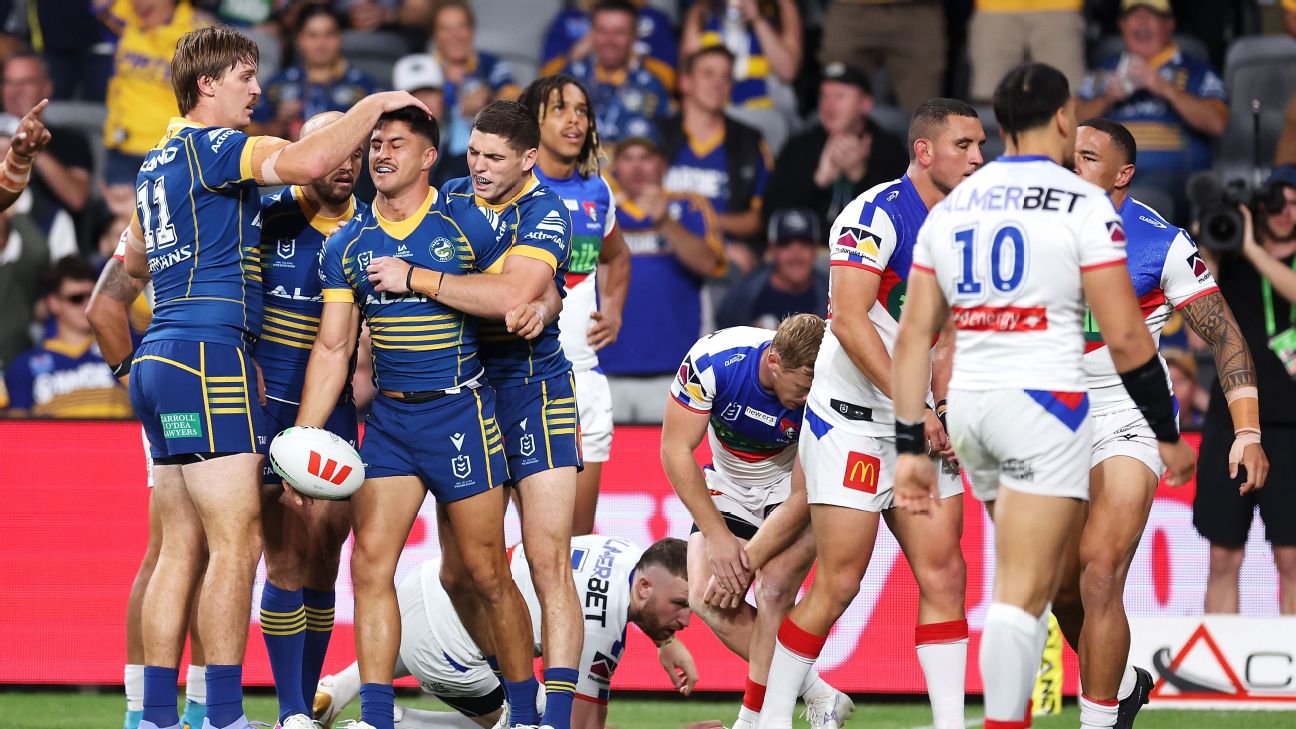 Will Penisini of the Eels (right) celebrates with Makahesi Makatoa