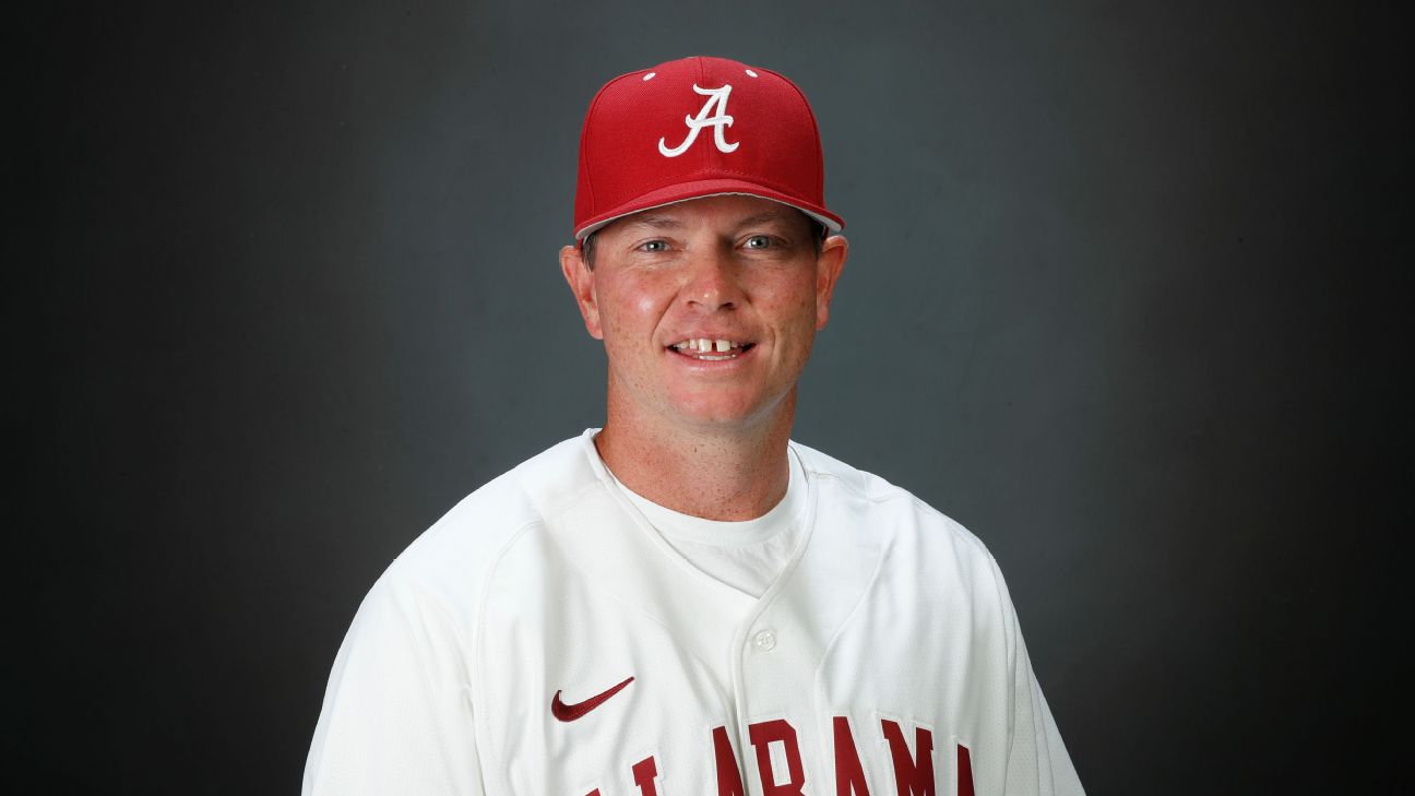 Alabama Baseball has first practice under new coach 